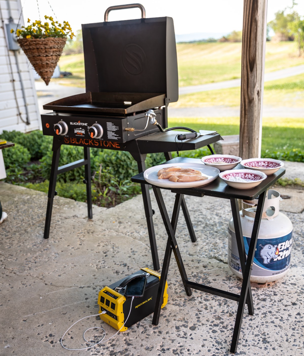 Use of ROCKSOLAR Power Station for BBQ